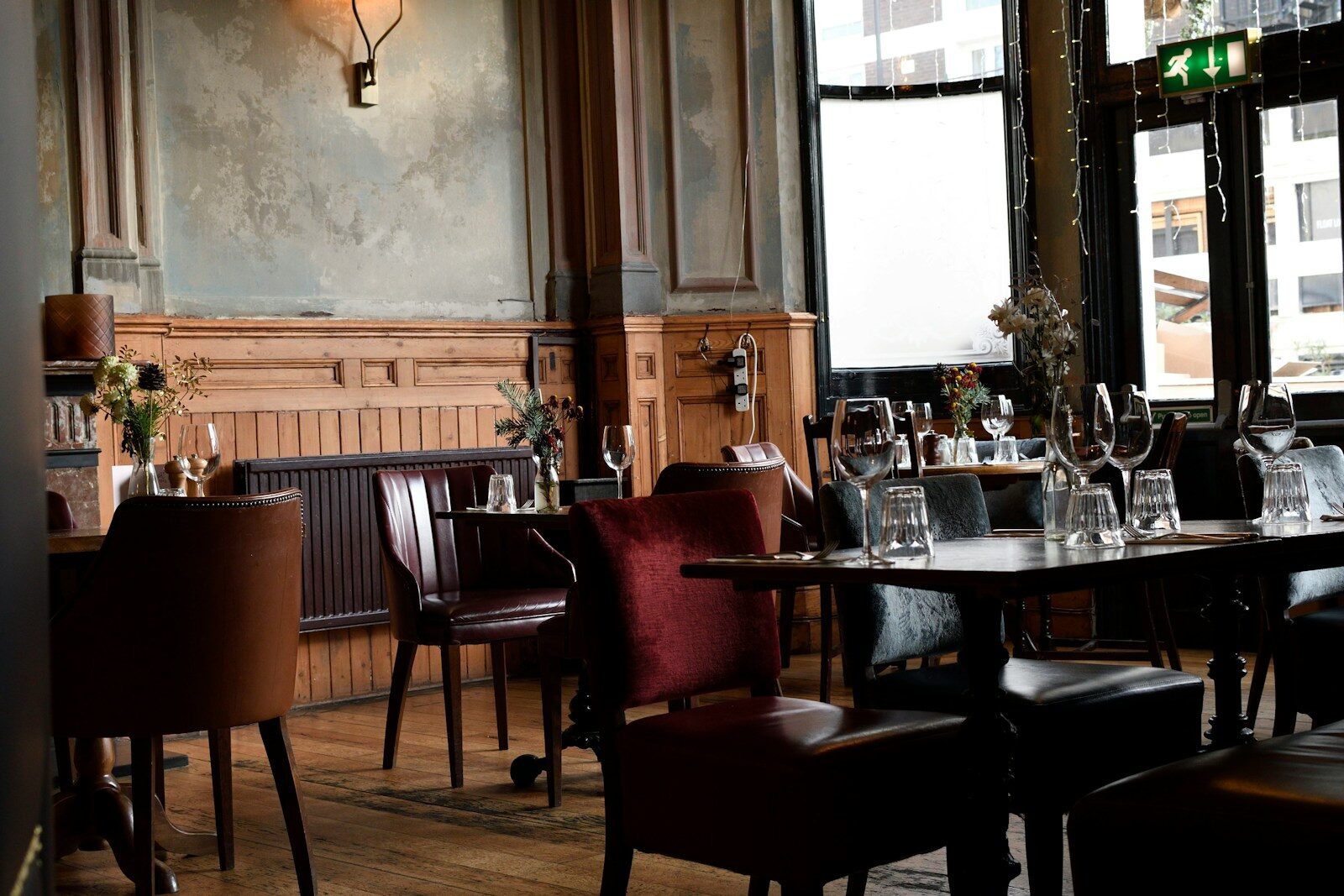 The Secret Power of Restaurant Photography on Bookings