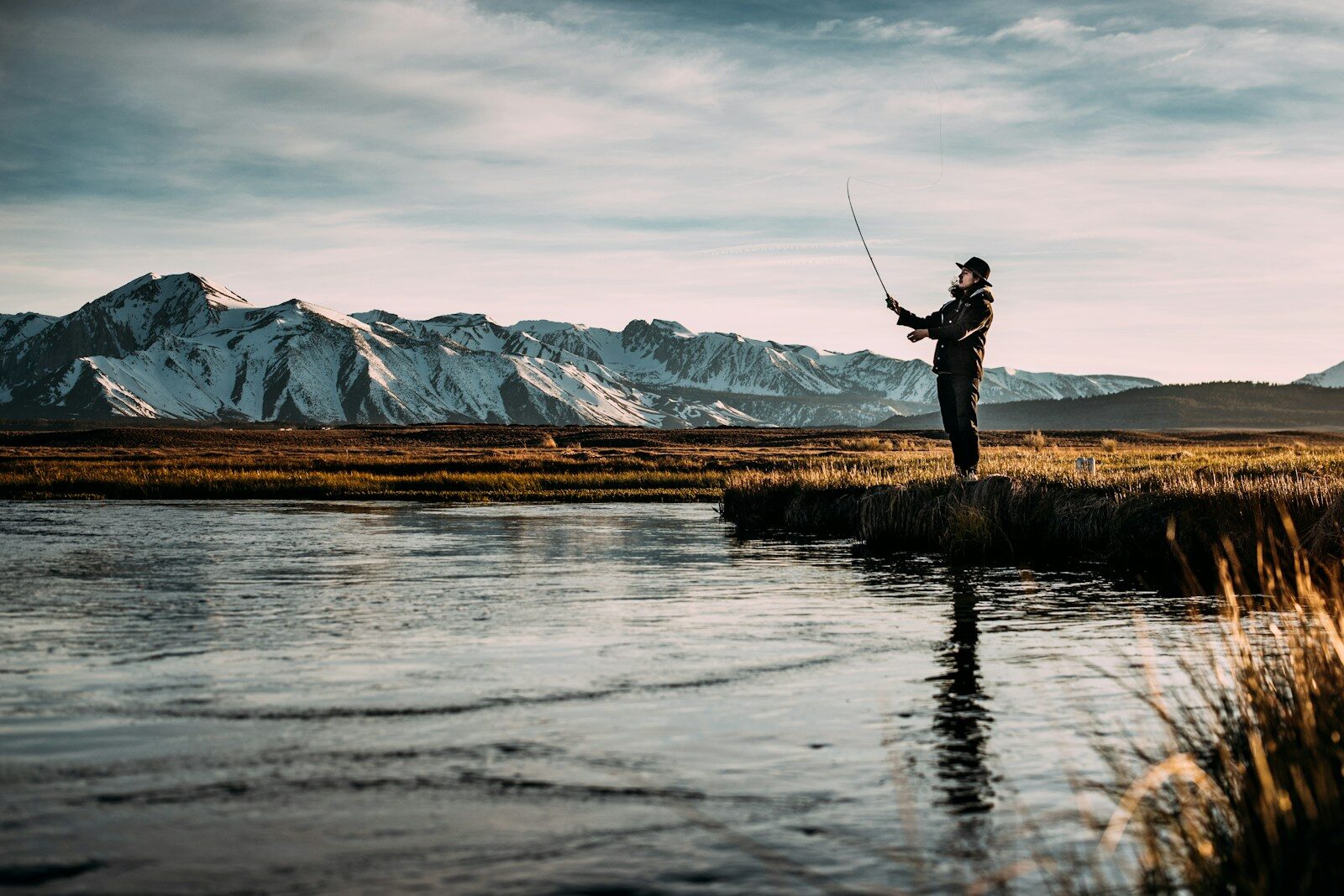12 Common Mistakes Beginners Make When Picking Fishing Gear (And How to Avoid Them)